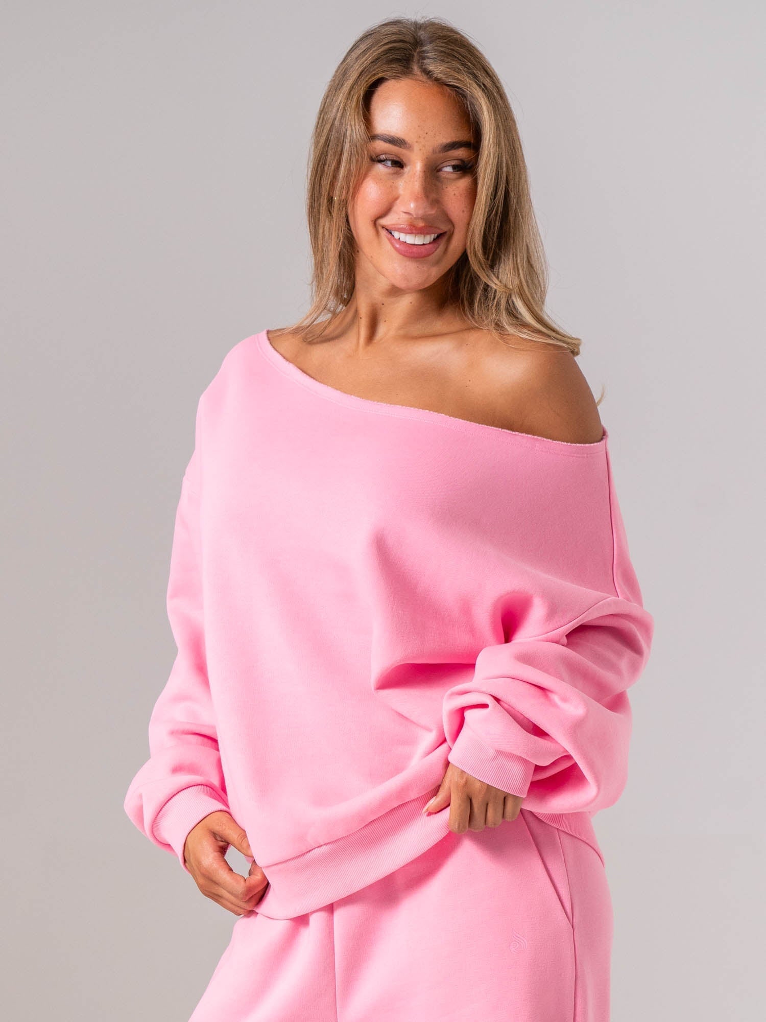 Off The Shoulder Sweater - Bubblegum - Ryderwear