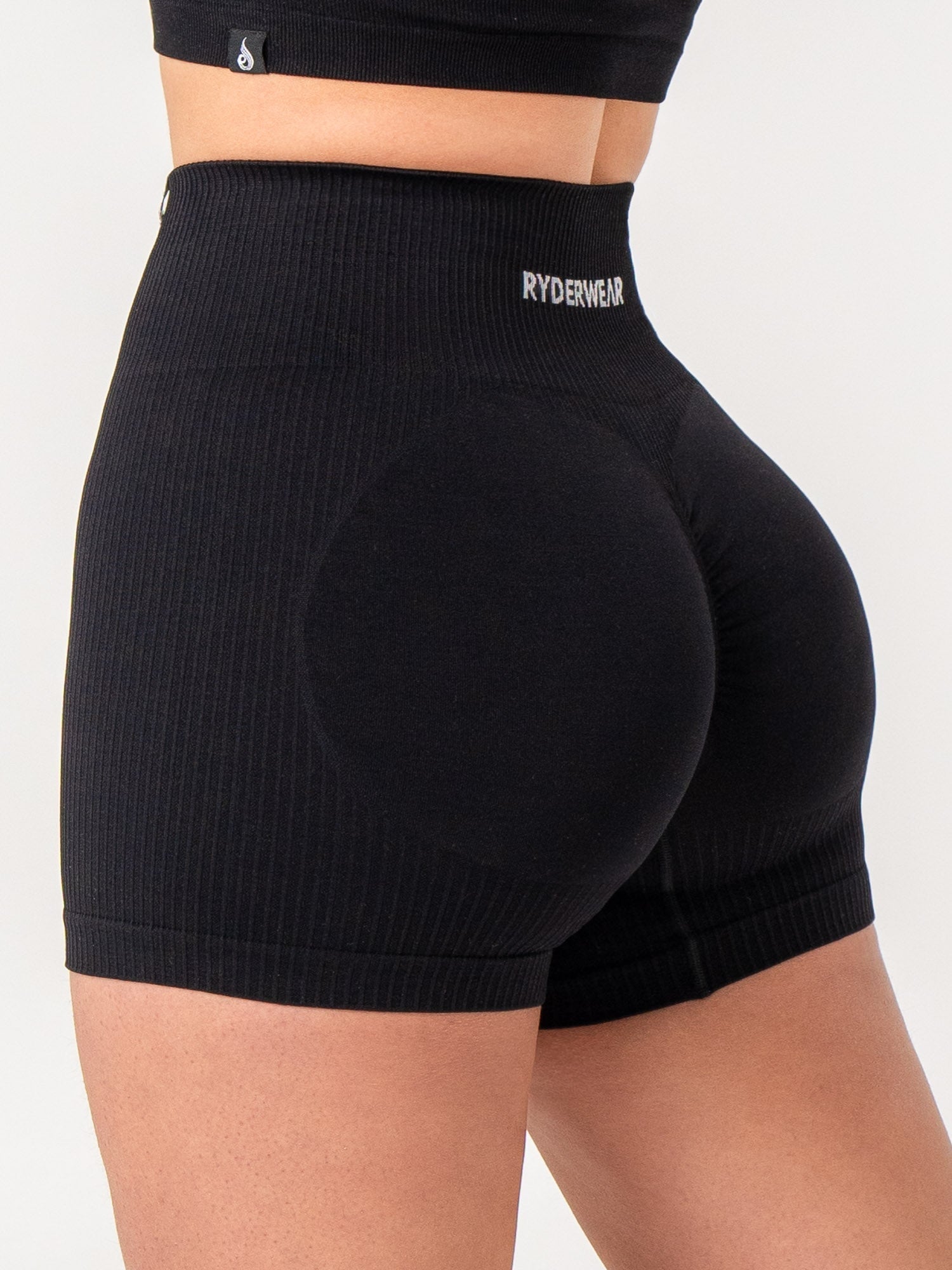 RYDER WEAR ブラ&レギンス rib-scrunch-seamless-shorts-