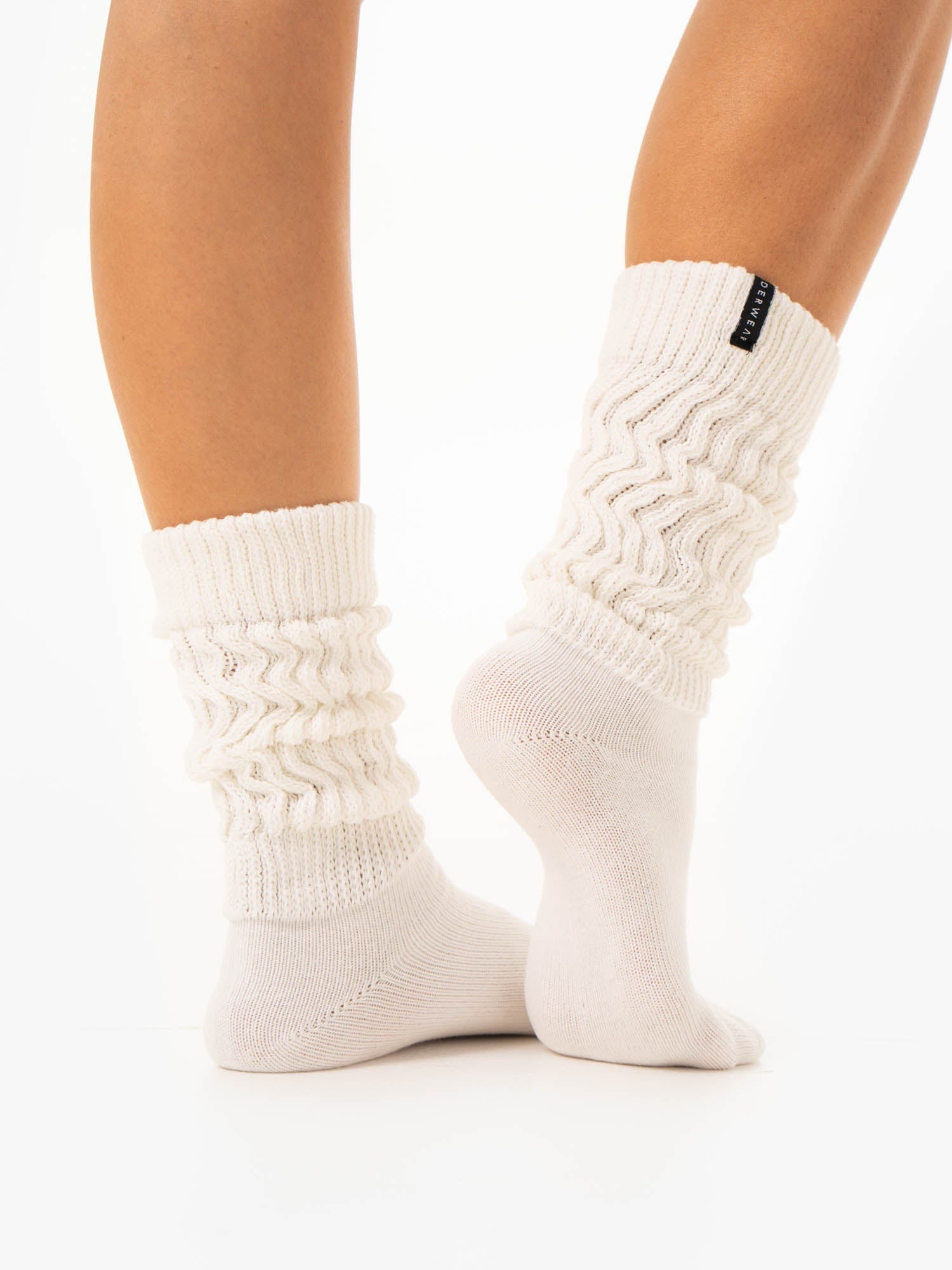 scrunch-crew-socks-white-