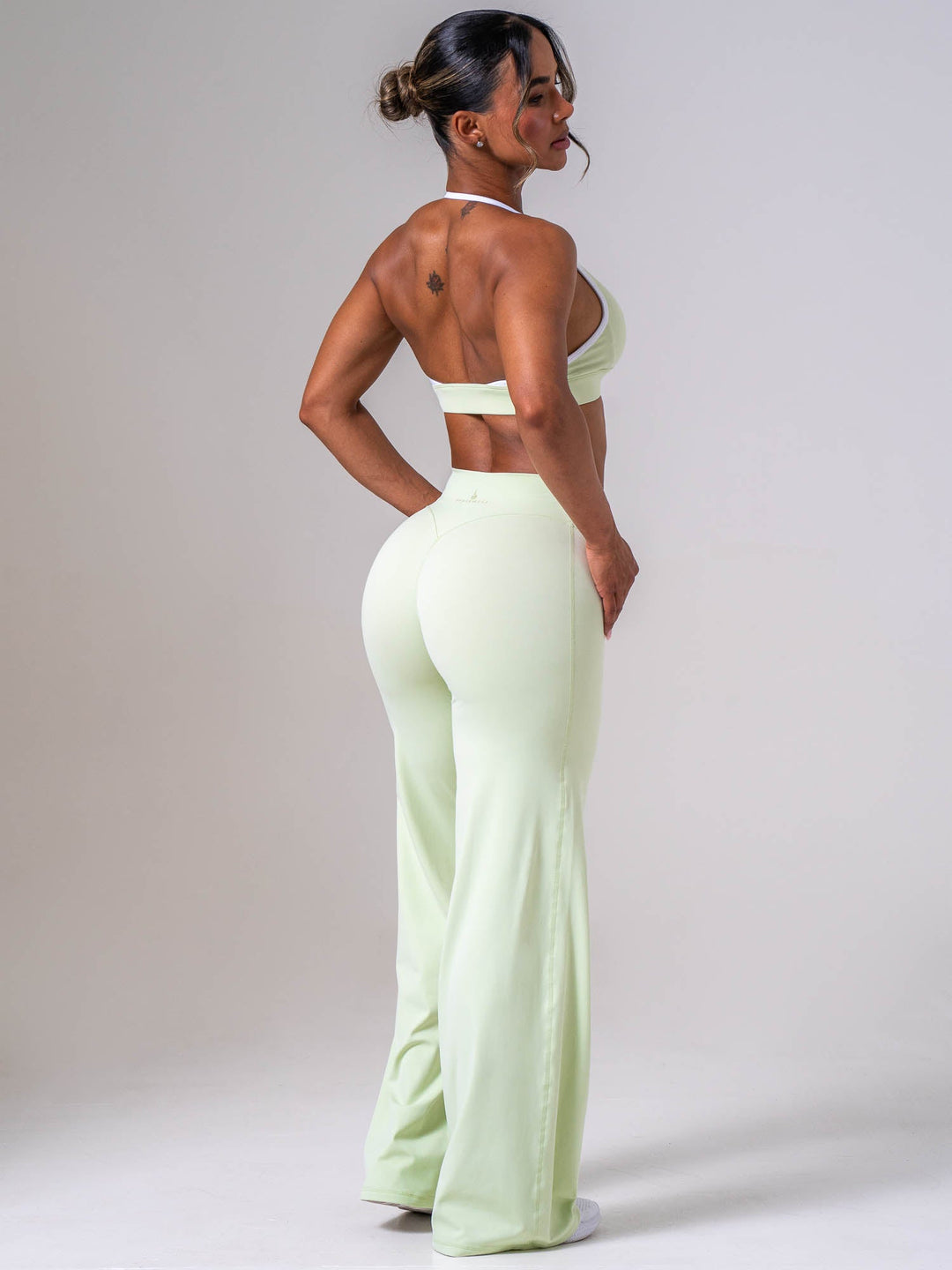 NKD Contrast Halter Bra - Matcha