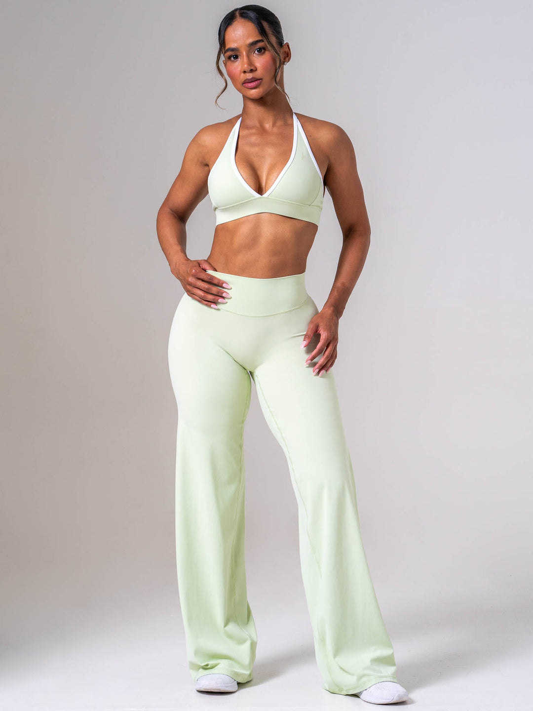 NKD Contrast Halter Bra - Matcha