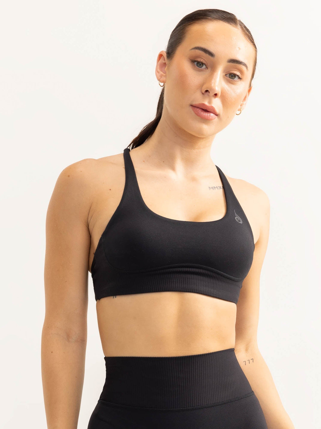 Activate Scoop Neck Sports Bra - Black Clothing Ryderwear 