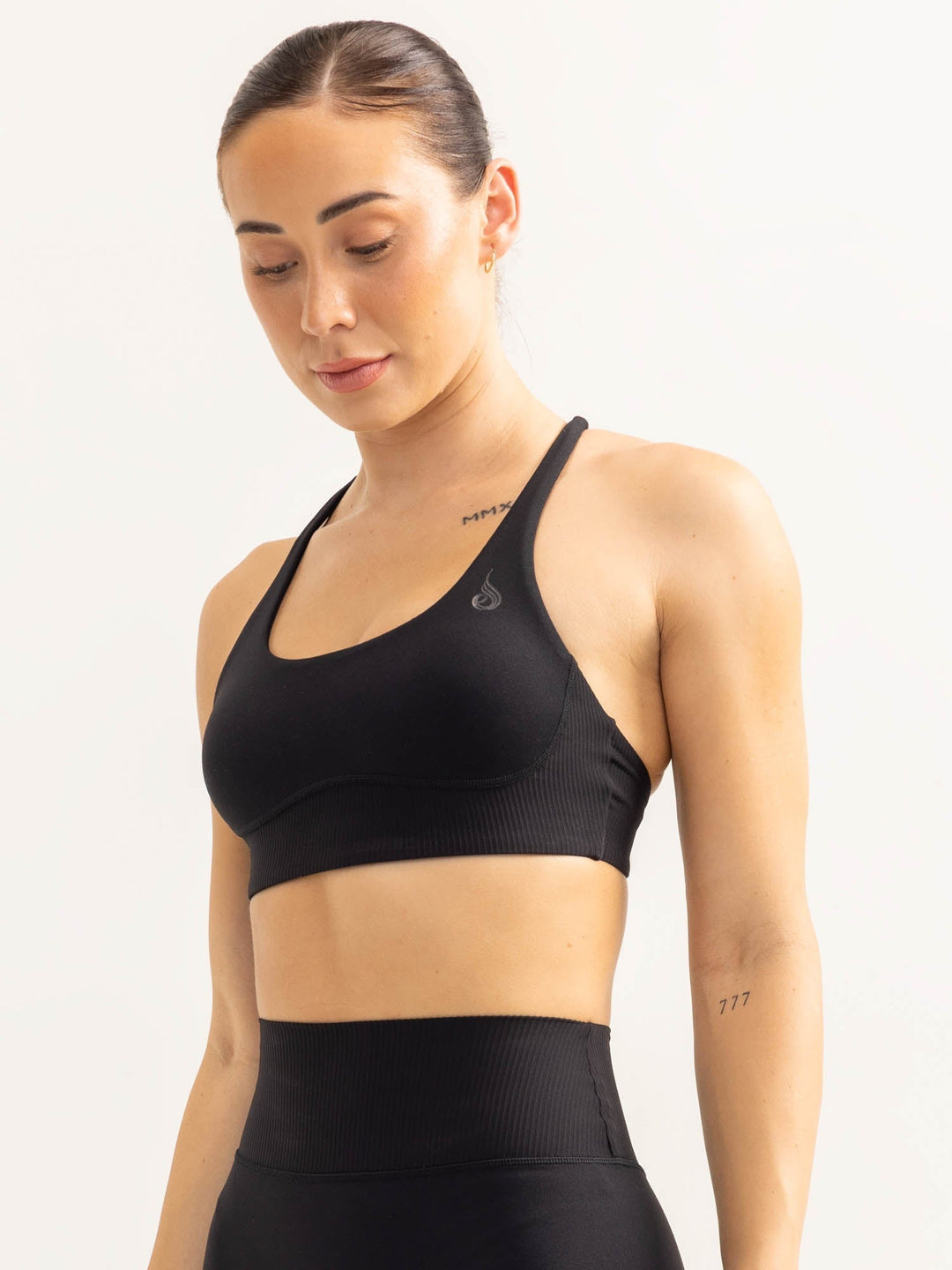 Activate Scoop Neck Sports Bra - Black Clothing Ryderwear 