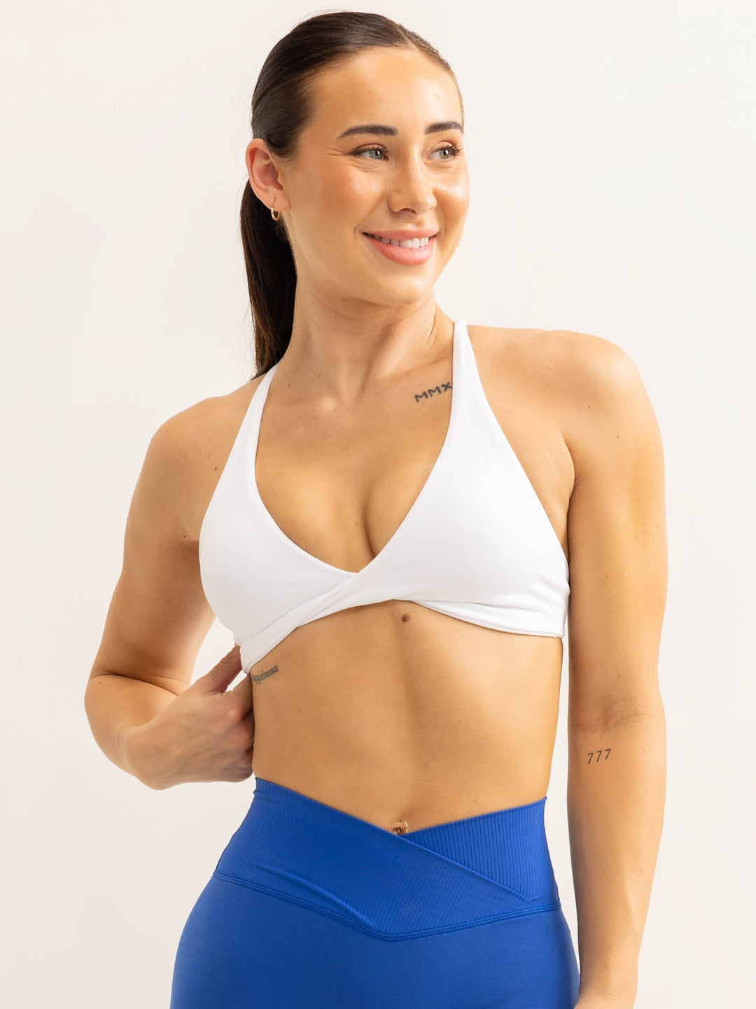 Activate Twist Sports Bra - White Clothing Ryderwear 