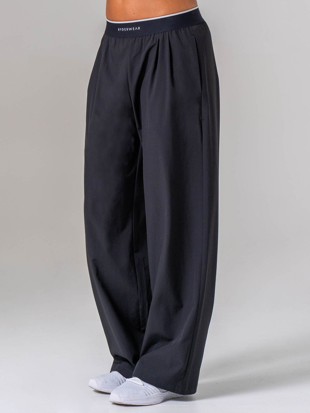 Aero Luxe Pants - Black Clothing Ryderwear 