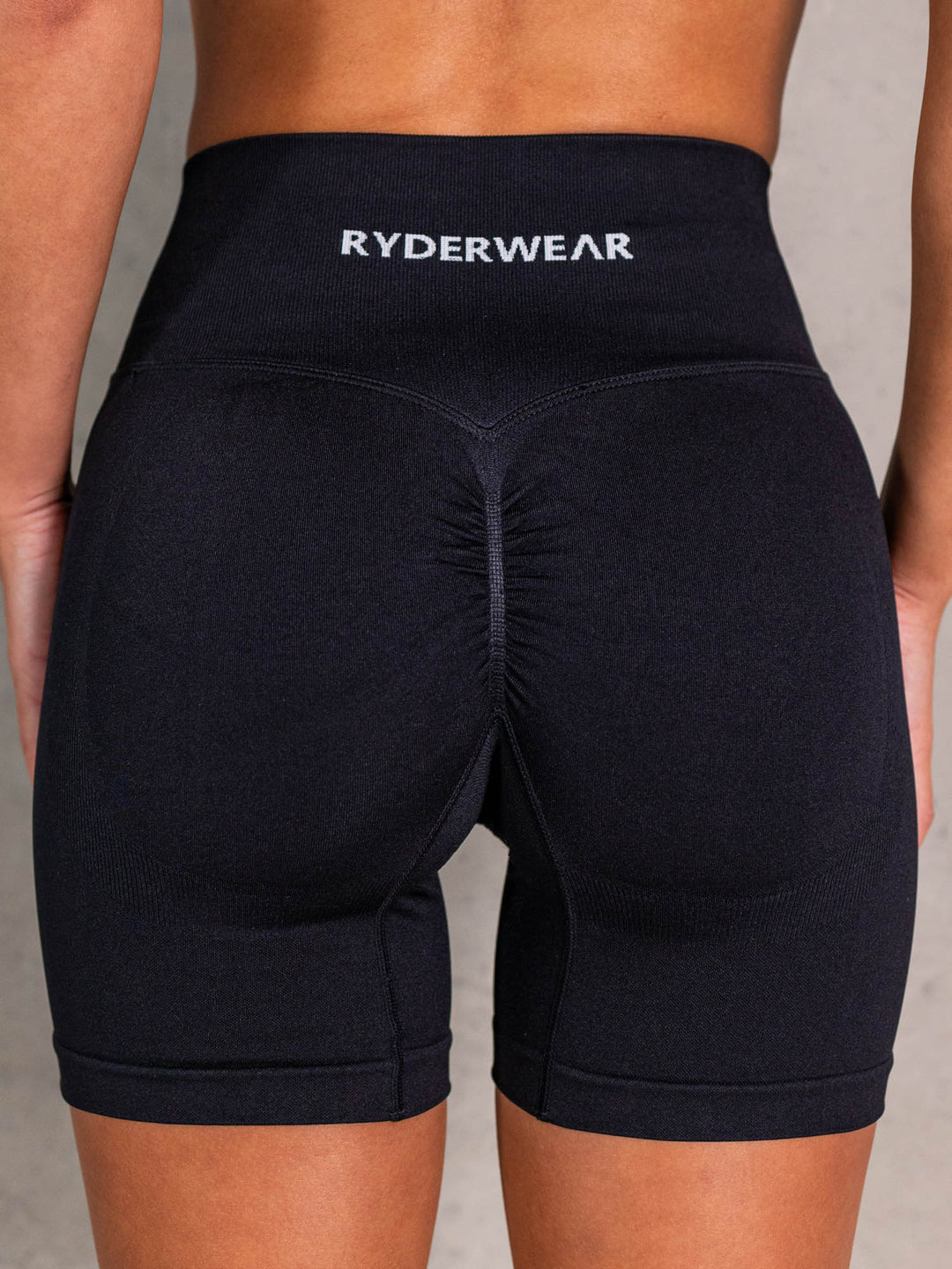 Lift BBL Scrunch Seamless Shorts - Black Clothing Ryderwear 