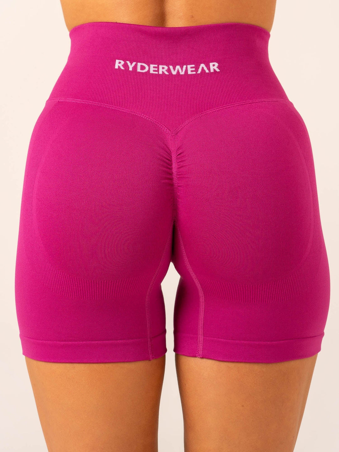 Lift BBL Scrunch Seamless Shorts - Fuchsia Clothing Ryderwear 