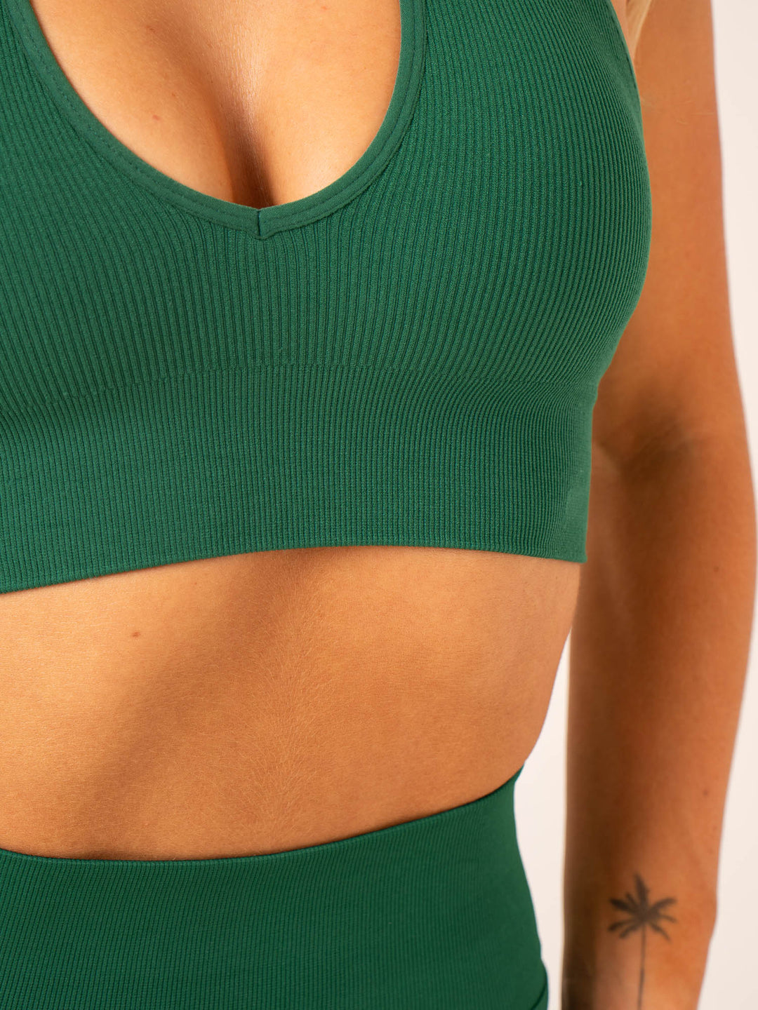 Lift Rib Seamless Halter Sports Bra - Emerald Clothing Ryderwear 