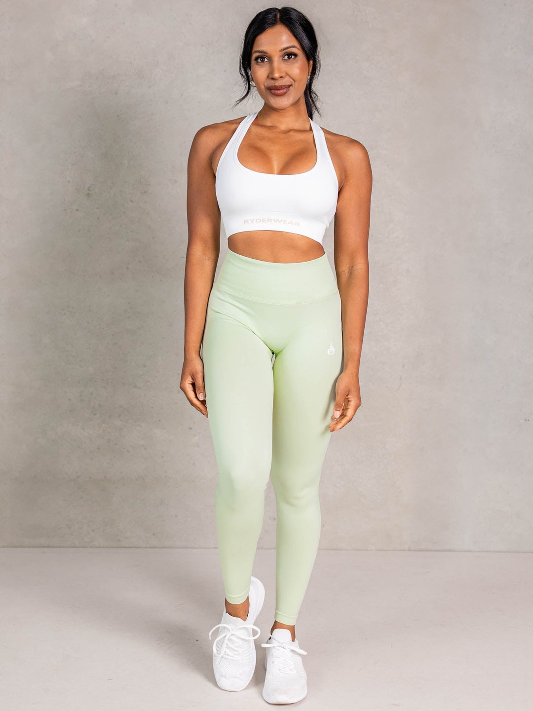 NRG Seamless Scoop Neck Sports Bra - White Clothing Ryderwear 