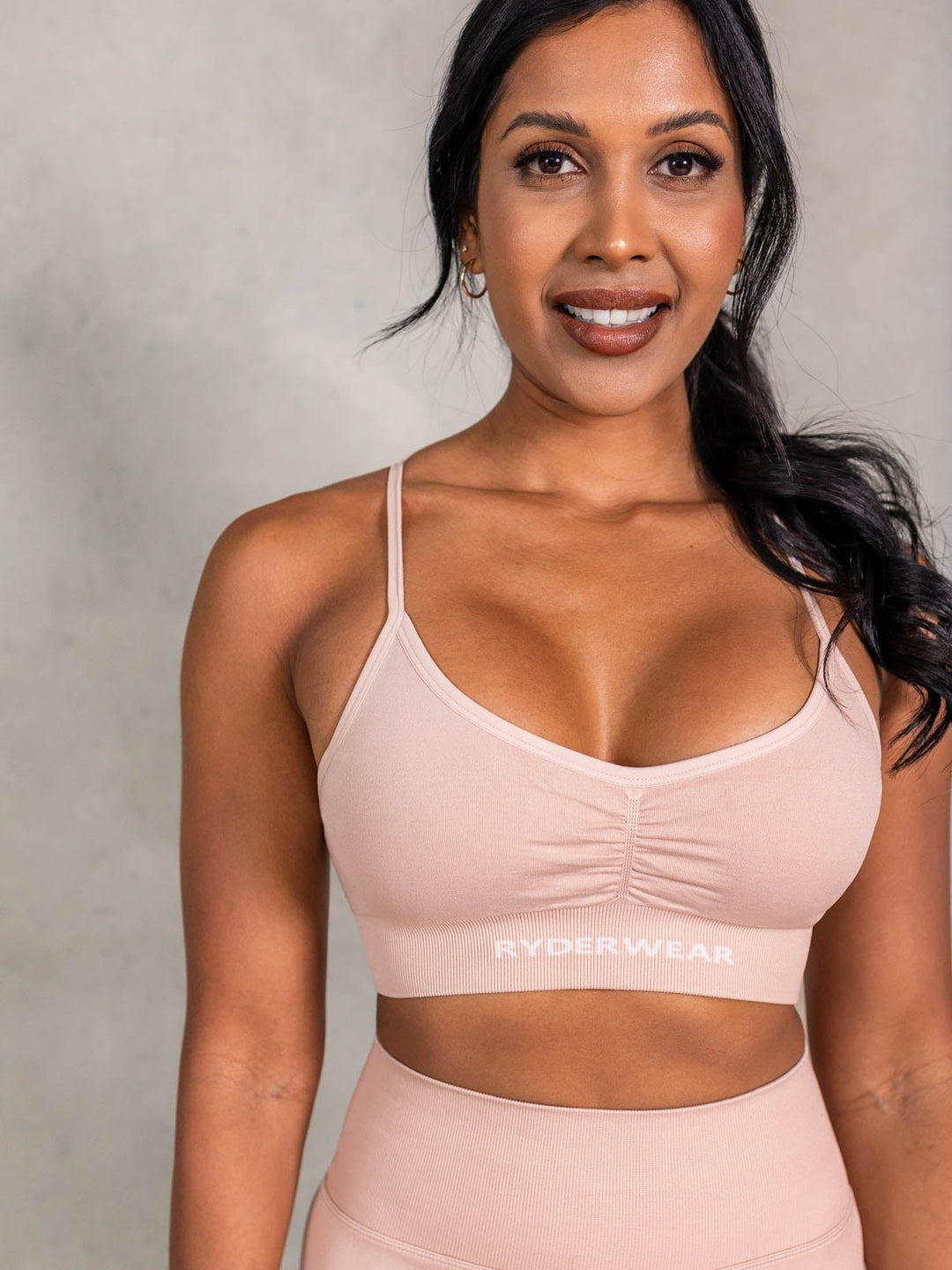 NRG Seamless Sports Bra - Biscotti Clothing Ryderwear 