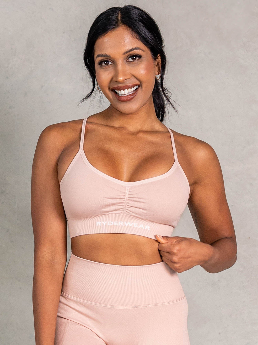NRG Seamless Sports Bra - Biscotti Clothing Ryderwear 
