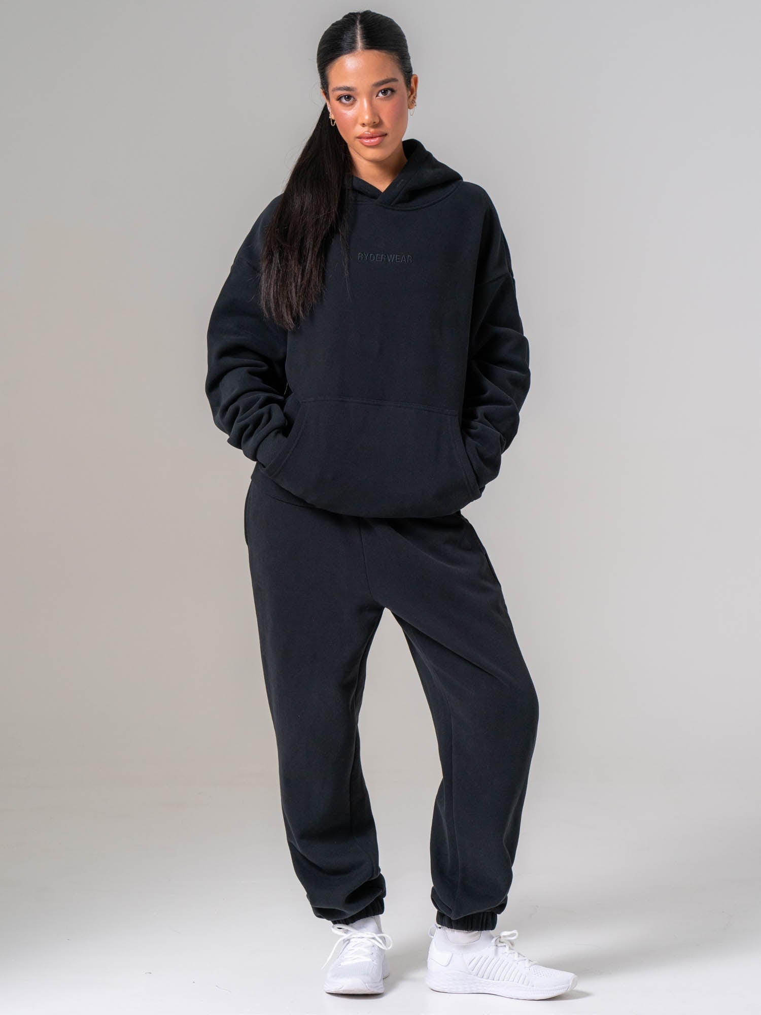 Plush Trackpant - Black - Ryderwear