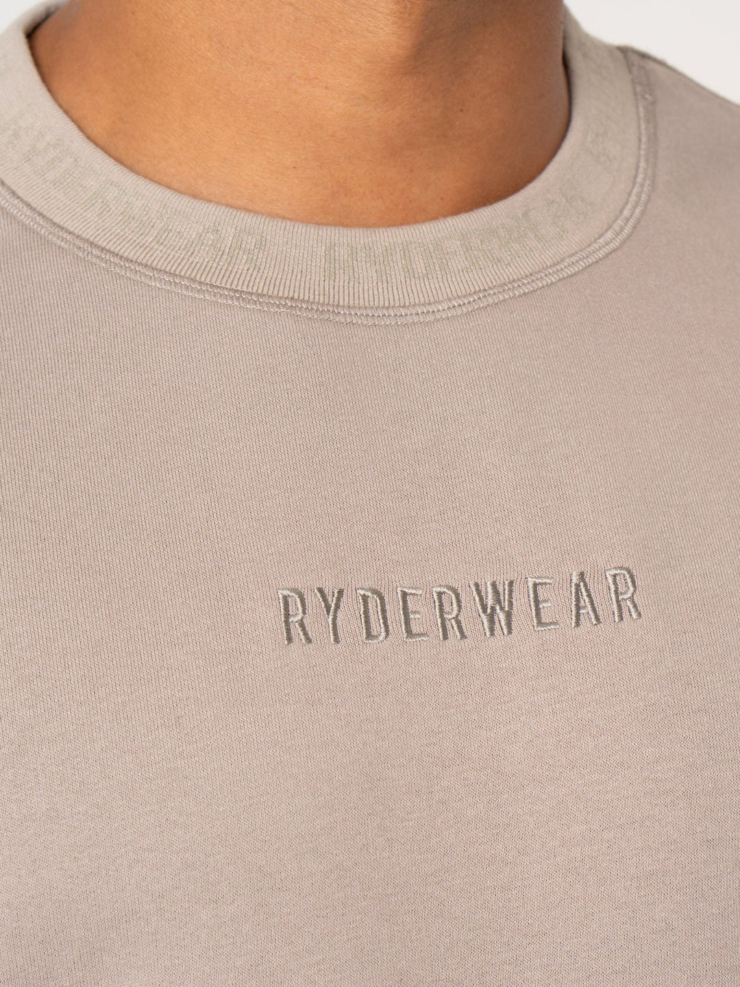 Pursuit Fleece T-Shirt - Taupe Clothing Ryderwear 