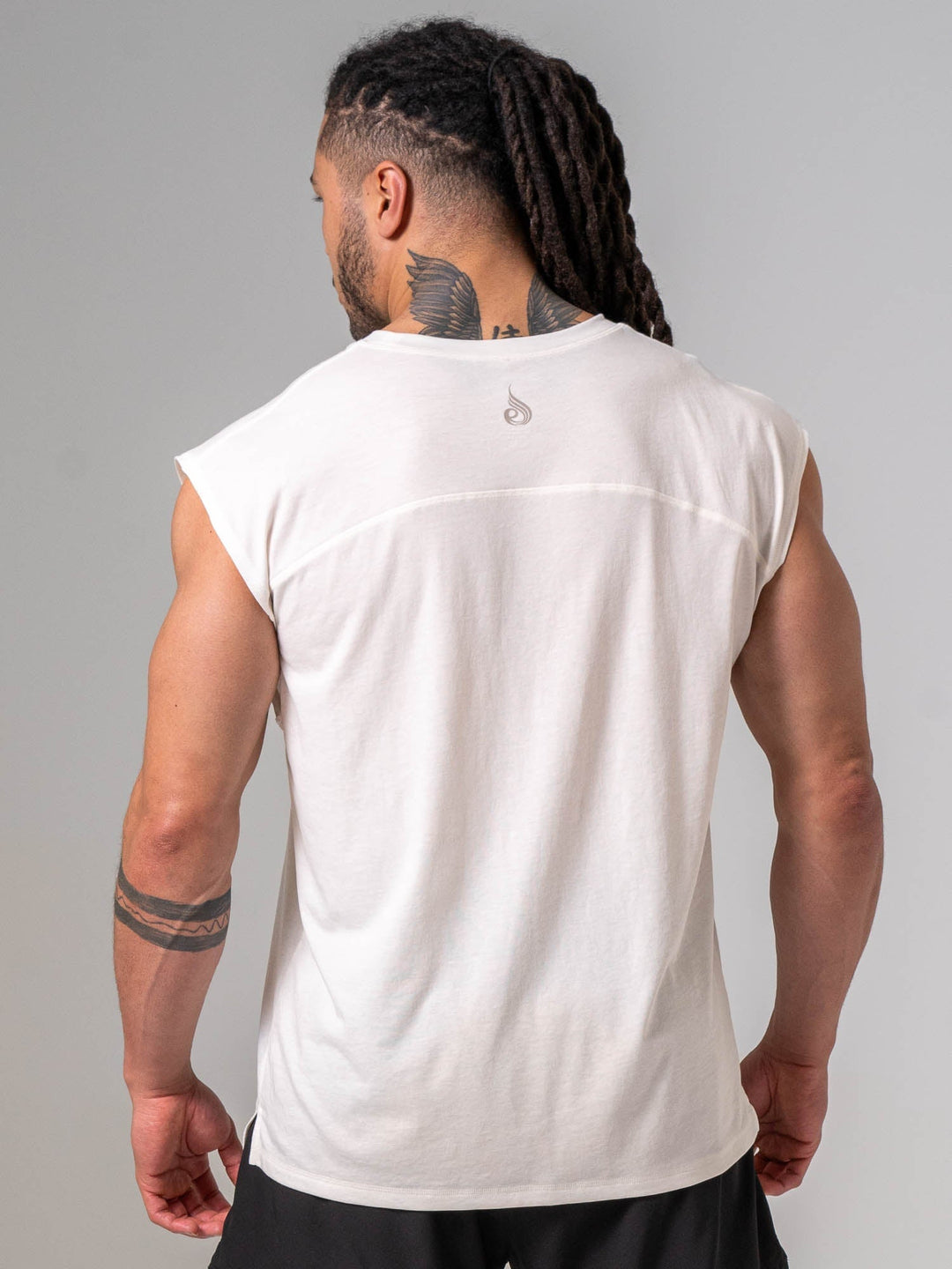 Pursuit Muscle Tank - Chalk Clothing Ryderwear 