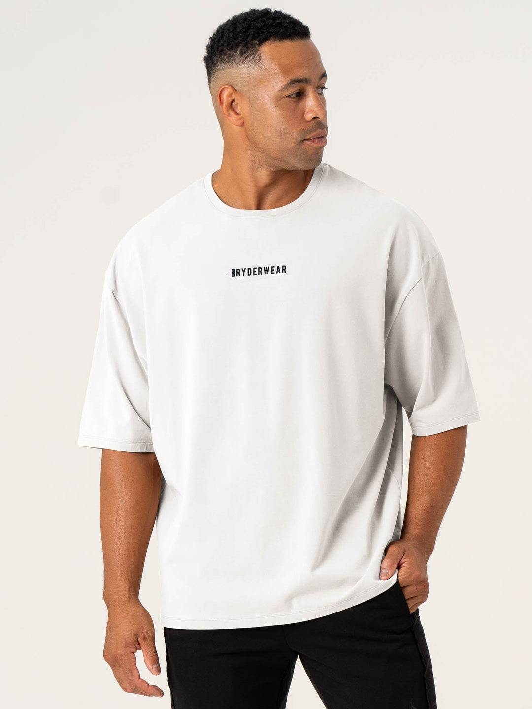 Pursuit Oversized Fleece T-Shirt - White Clothing Ryderwear 