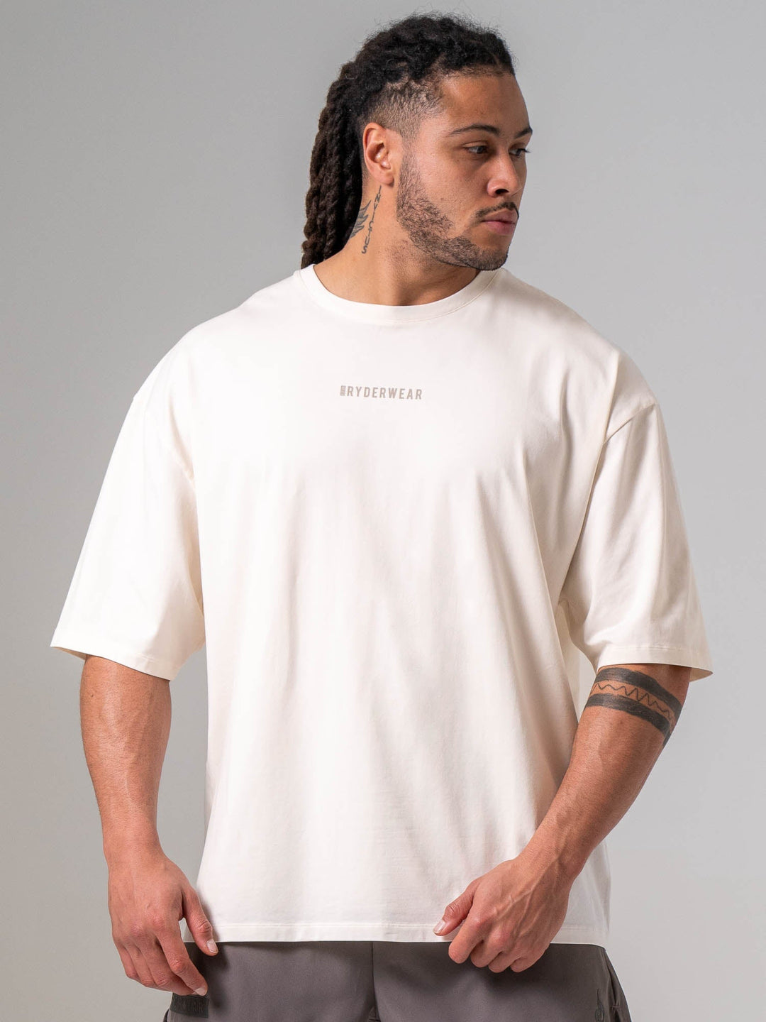 Pursuit Oversized T-shirt - Chalk Clothing Ryderwear 