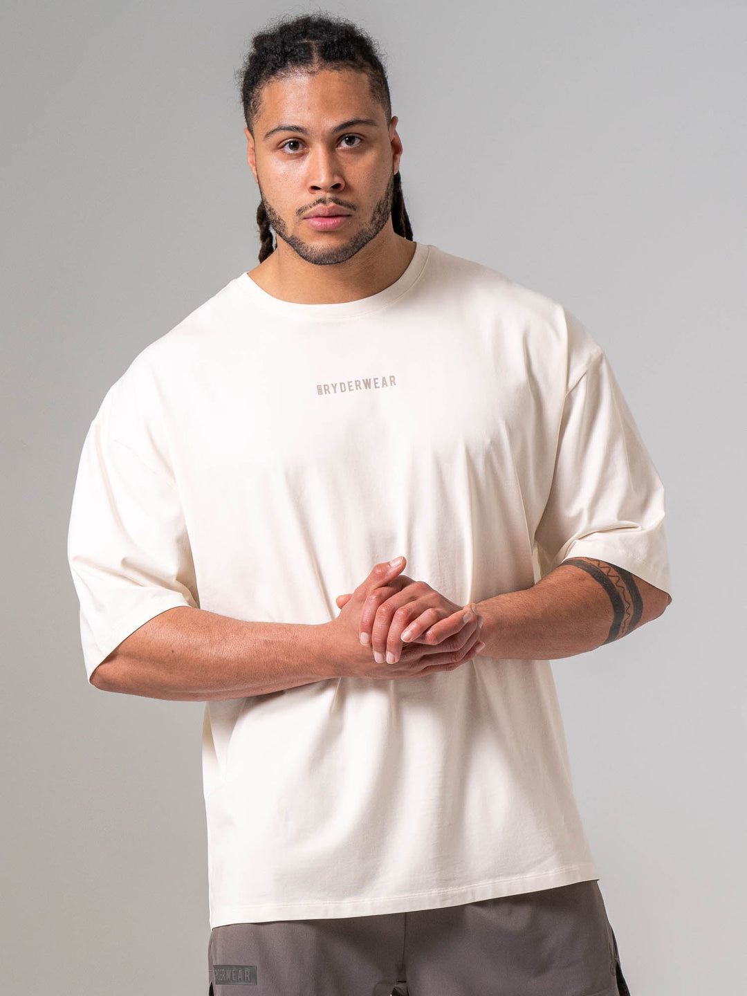 Pursuit Oversized T-shirt - Chalk Clothing Ryderwear 