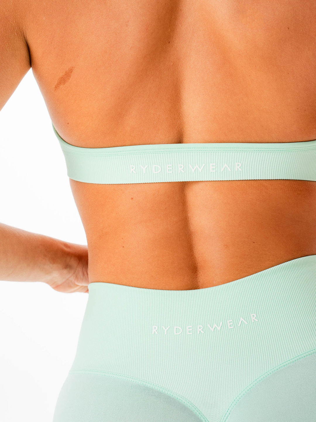 Sculpt Seamless Halter Bra - Mint Clothing Ryderwear 