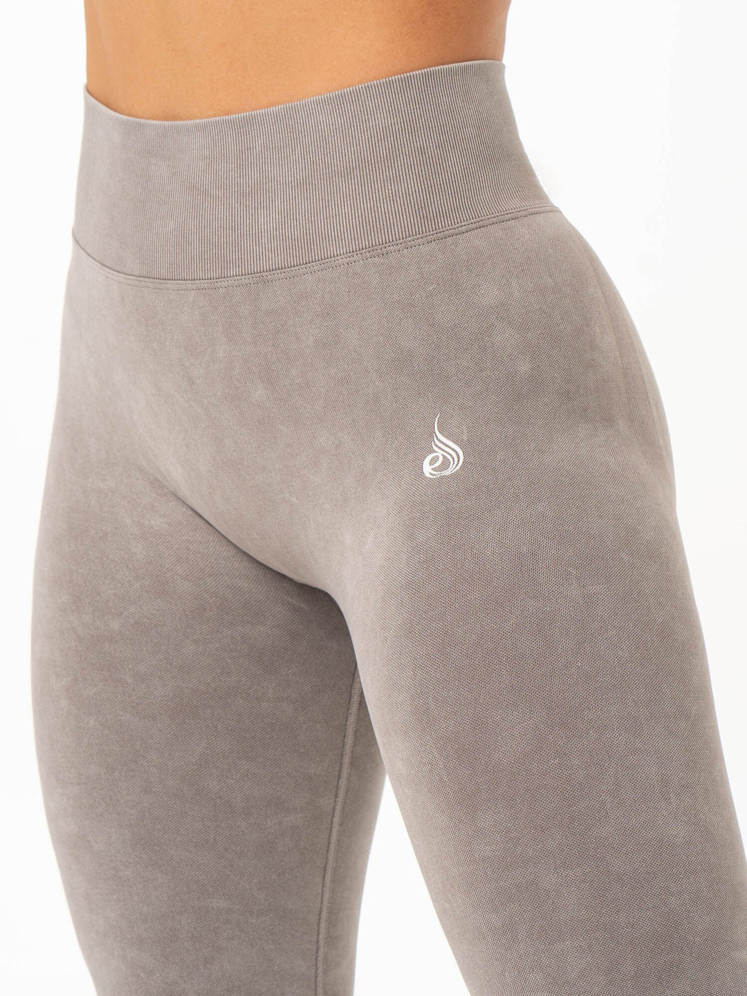 Stonewash Scrunch Seamless Leggings - Ash Stonewash Clothing Ryderwear 