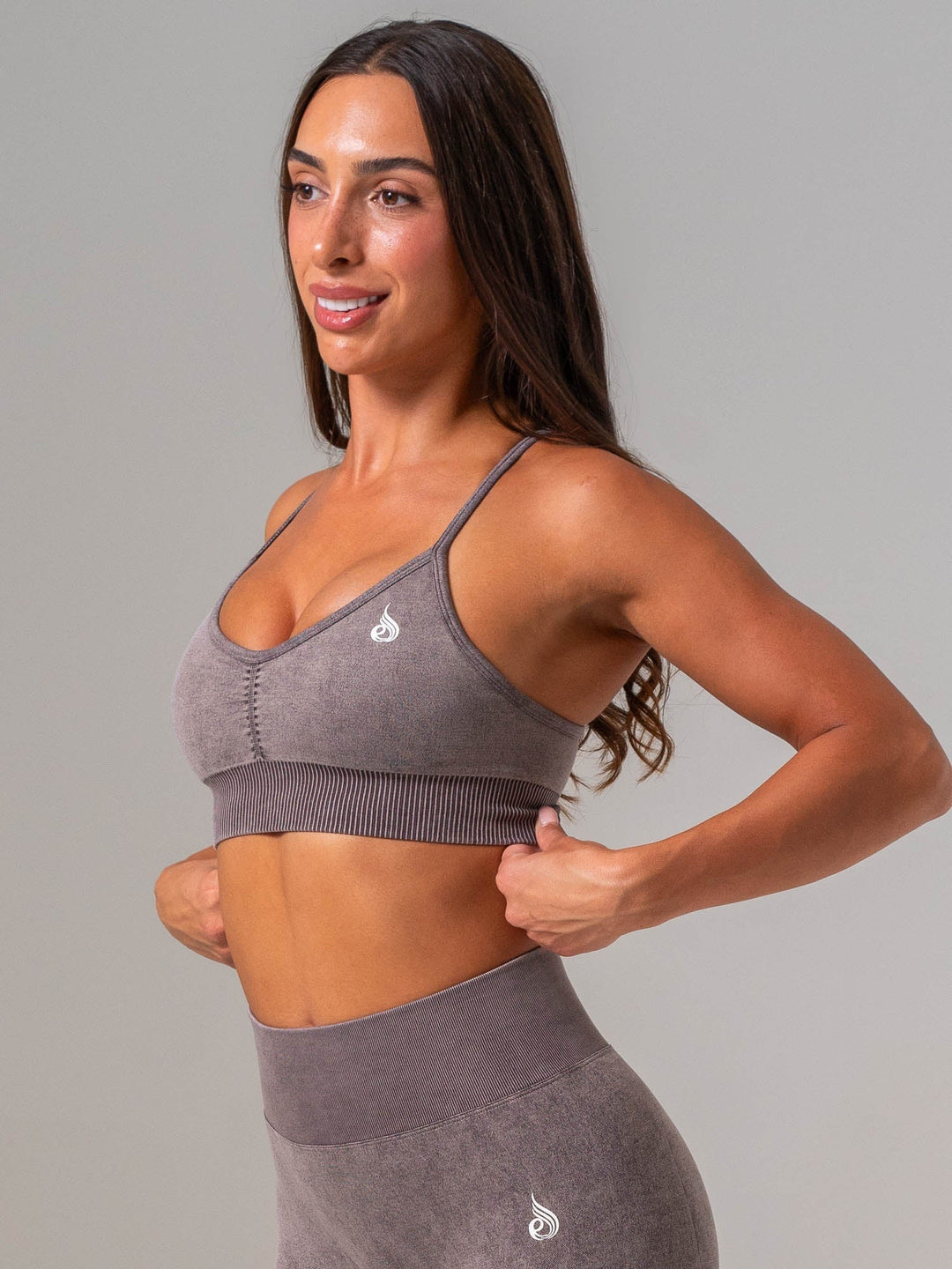 Stonewash Seamless Sports Bra - Cocoa Clothing Ryderwear 