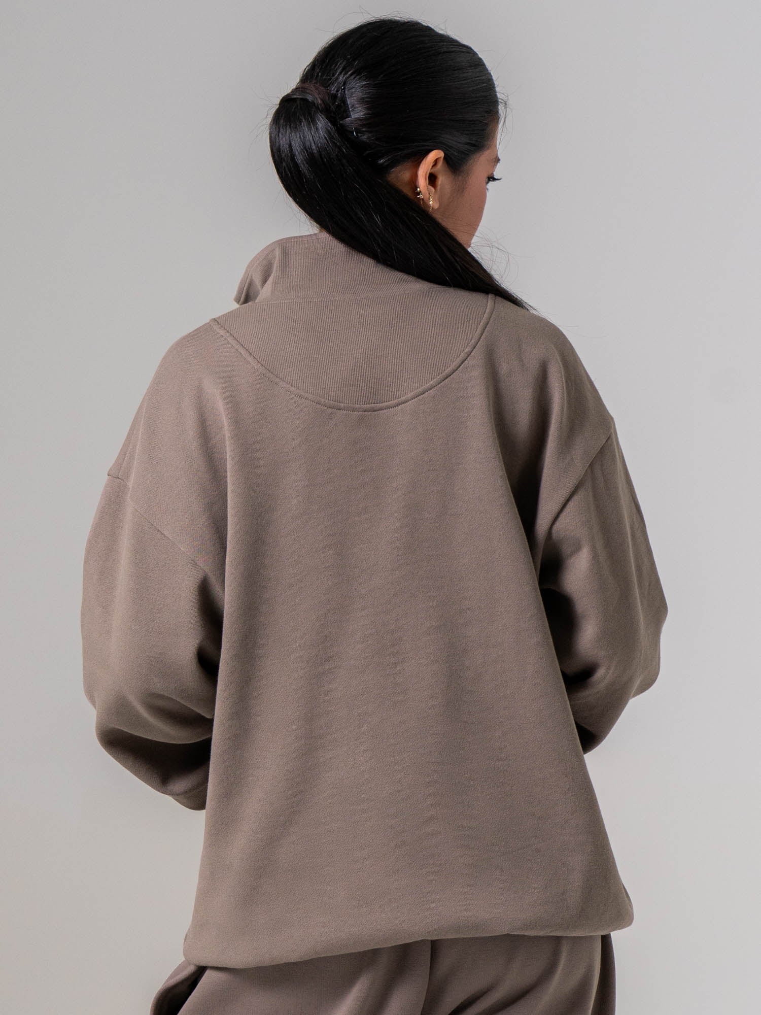 ダッフィー Unisex Fleece Half Zip - Deep Taupe - Ryderwear