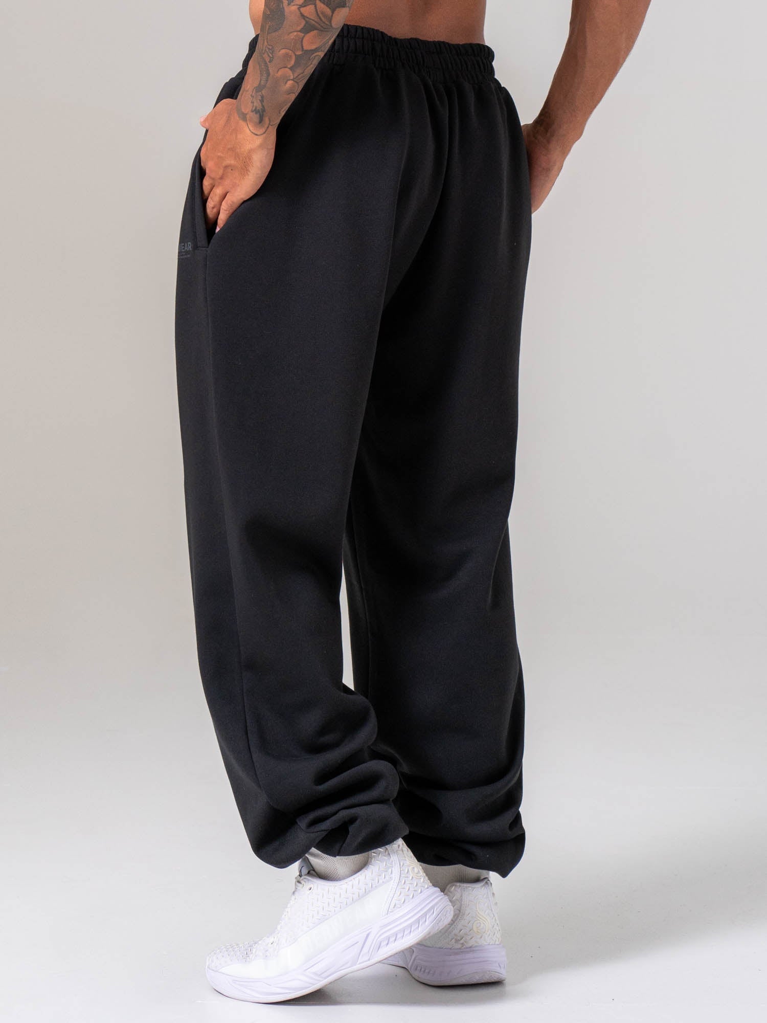 Unisex Fleece Track Pant - Black - Ryderwear