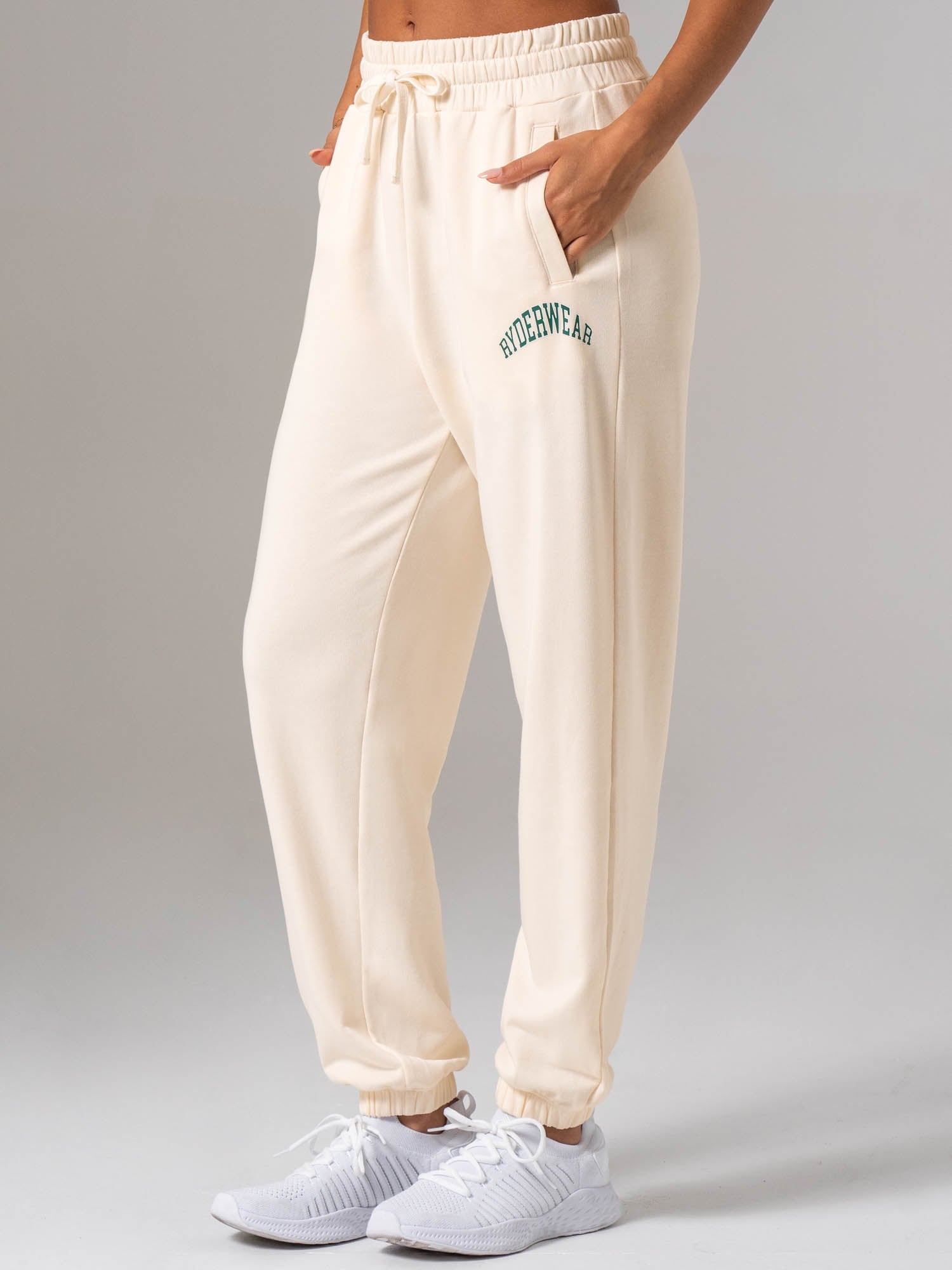 ミュージシャン buddix Side Line Logo Track Pants XL Adicolor Neuclassics Track Pant Striped Cream Women JI8517