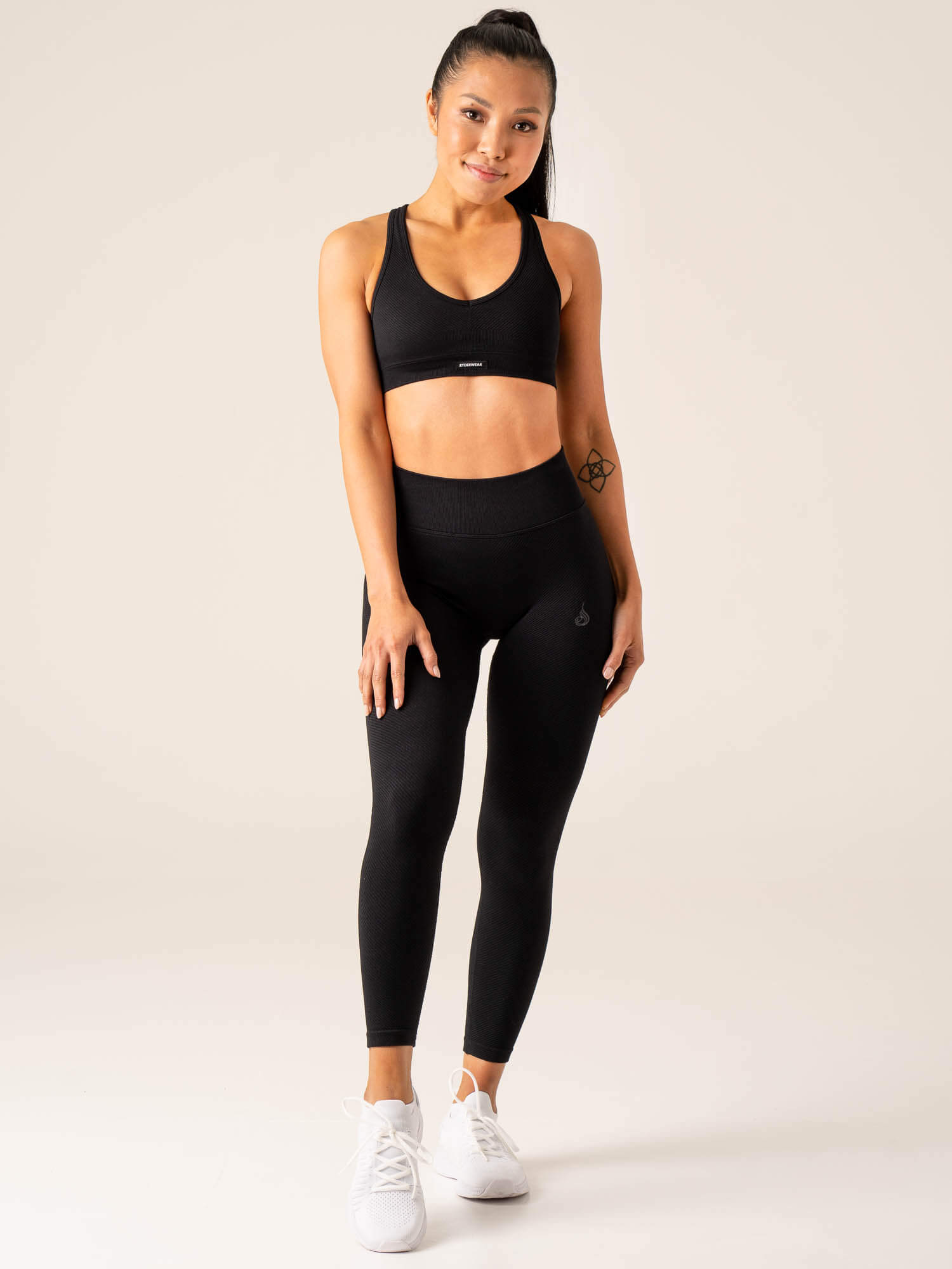 RYDER WEAR ブラ&レギンス Circuit Rib Seamless Sports Bra - Black - Ryderwear