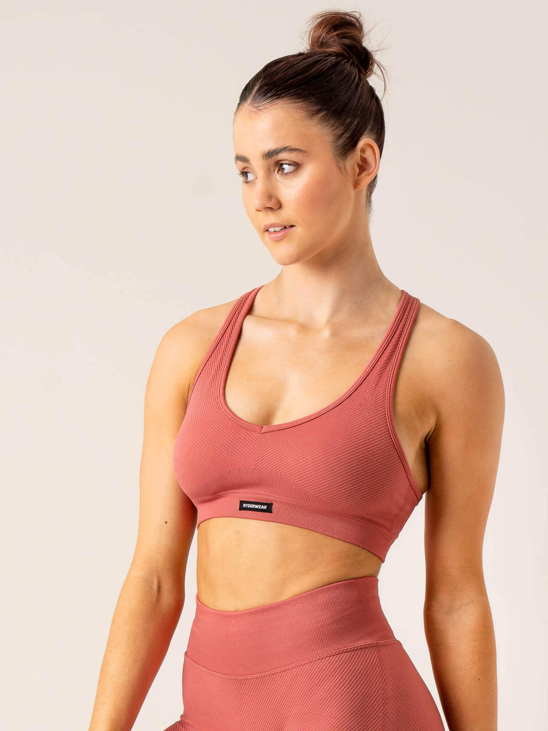 Circuit Rib Seamless Sports Bra - Dusty Red Clothing Ryderwear 