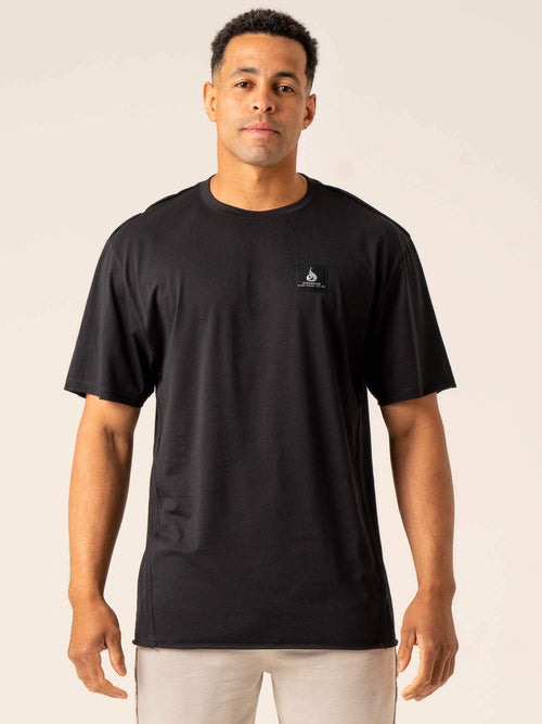 Dynamic Oversized T-Shirt Black