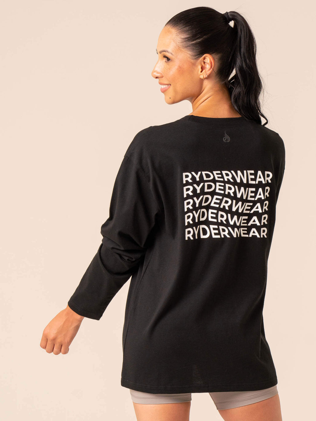 Embody Oversized Long Sleeve T-Shirt - Black Clothing Ryderwear 