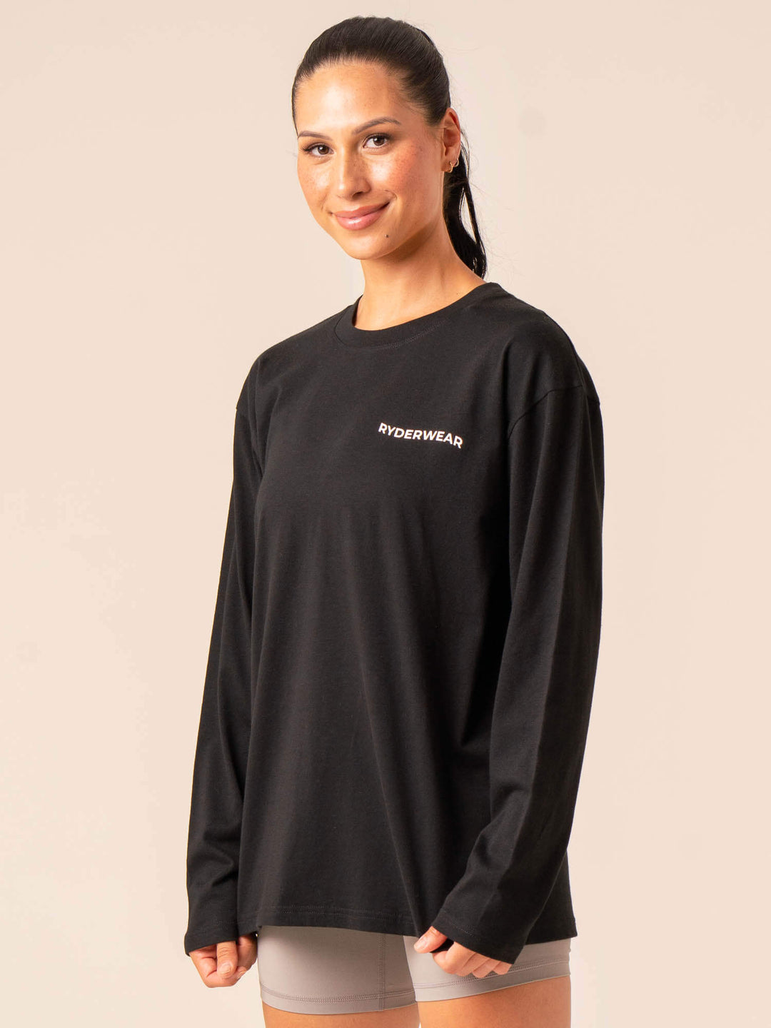 Embody Oversized Long Sleeve T-Shirt - Black Clothing Ryderwear 