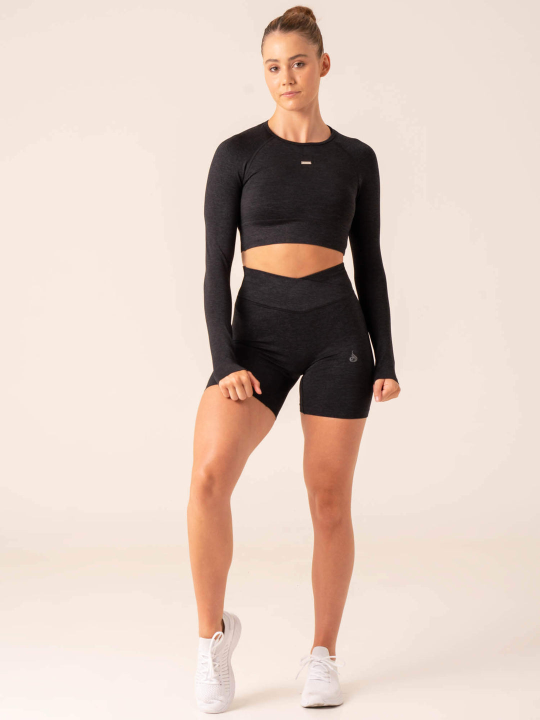 Dynamic Seamless Cropped Long Sleeve Top, Black