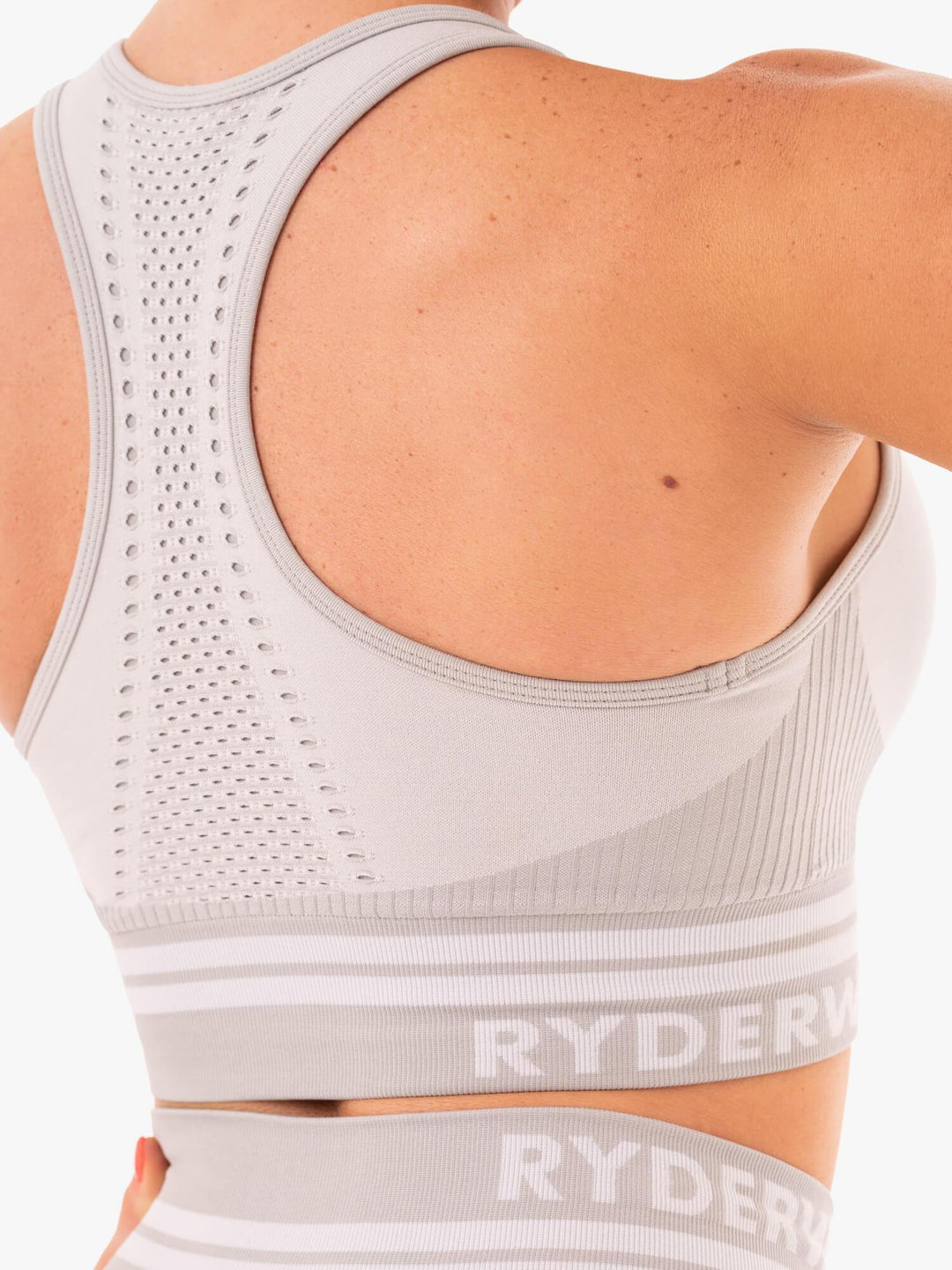 Freestyle Seamless Longline Sports Bra - Grey Clothing Ryderwear 