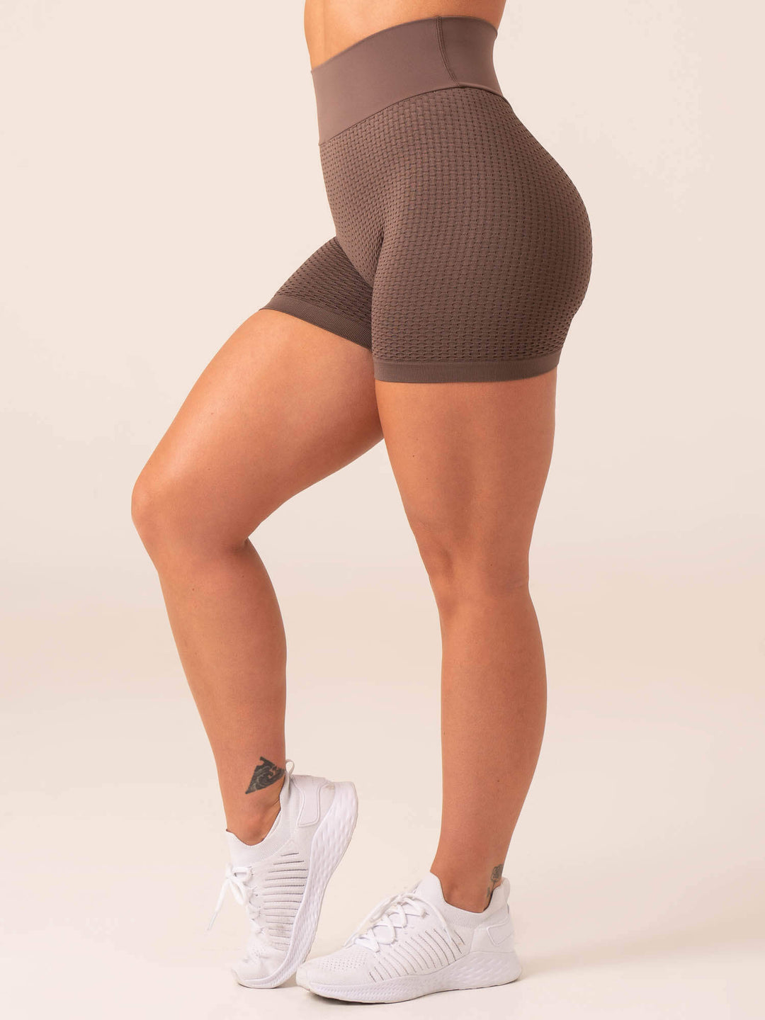 Honeycomb Scrunch Seamless Shorts - Taupe Clothing Ryderwear 
