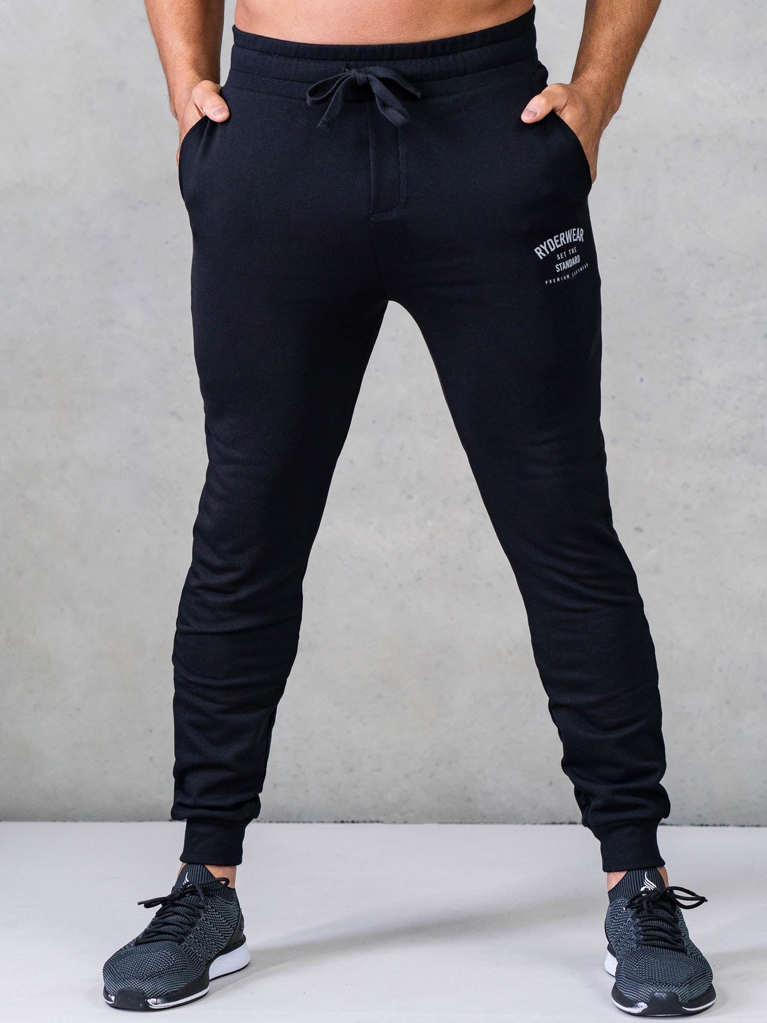 legacy-track-pants-black-