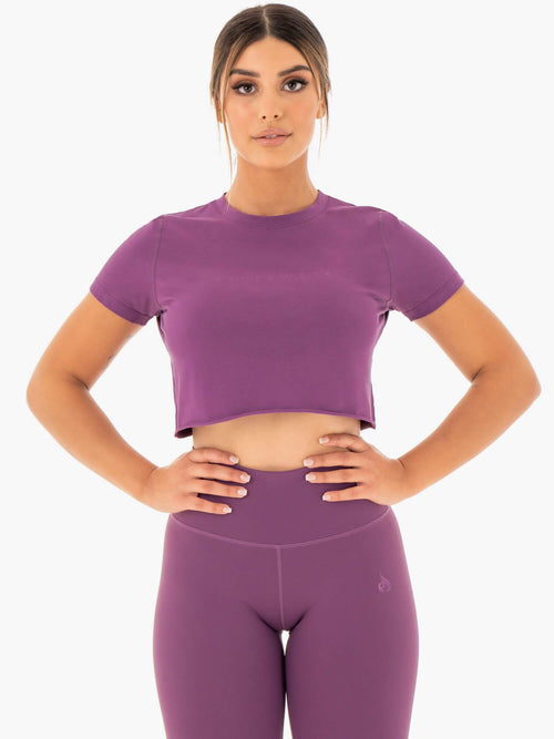 Motion Cropped T-Shirt Purple