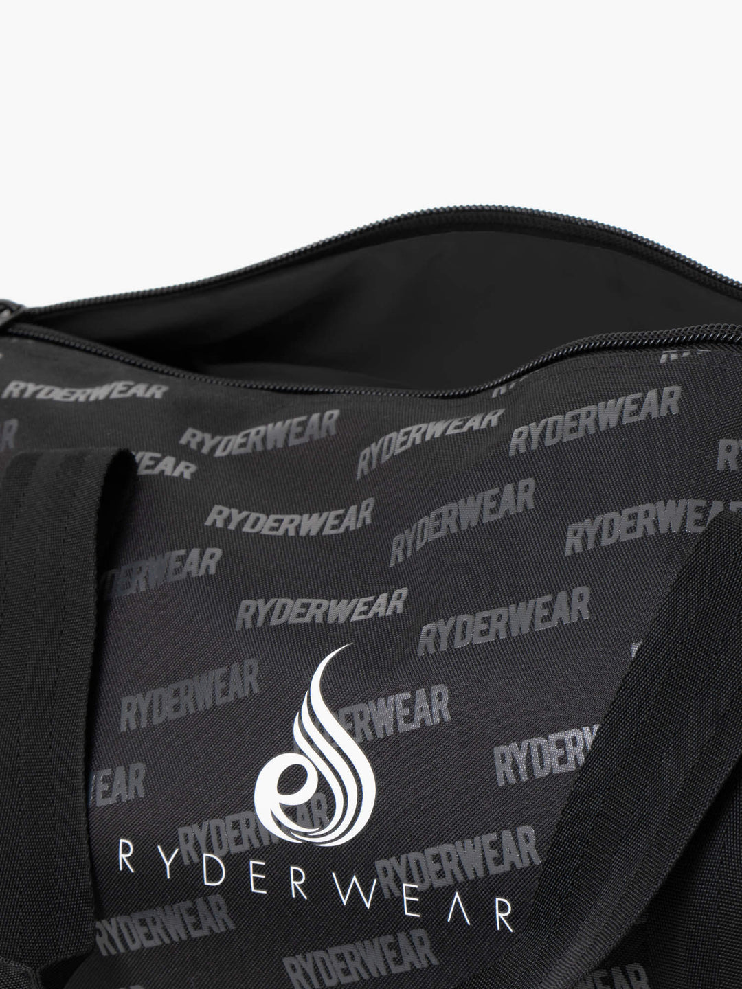 Signature Duffle Bag - Black Accessories Ryderwear 