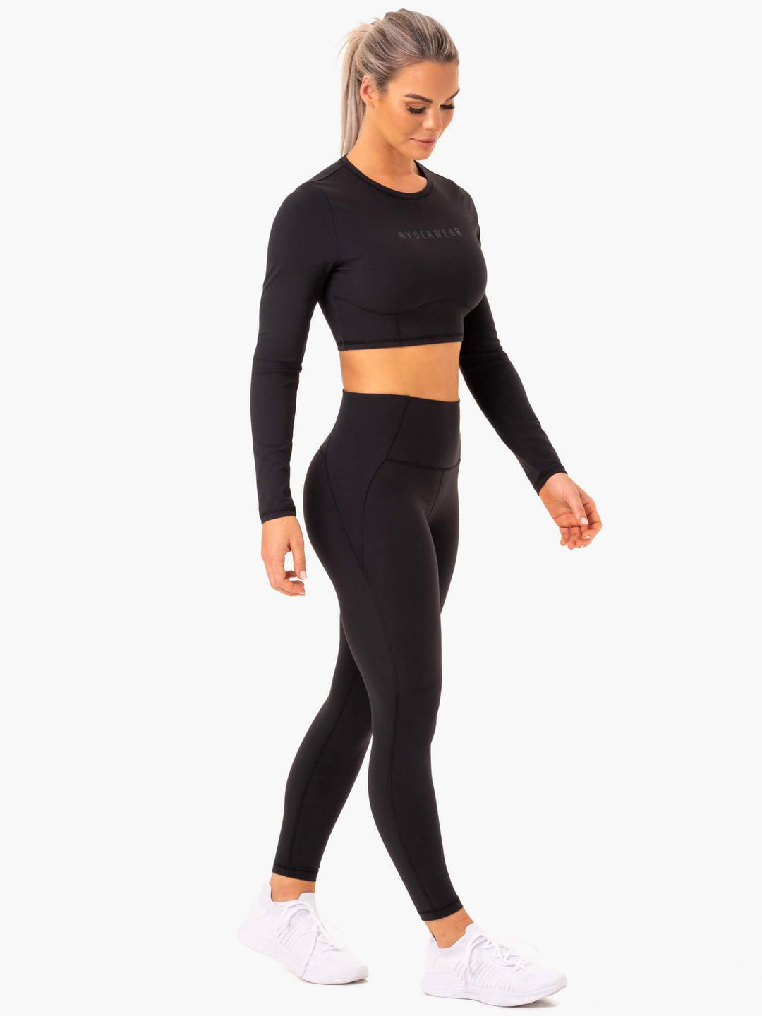Sola Long Sleeve Top - Black Clothing Ryderwear 