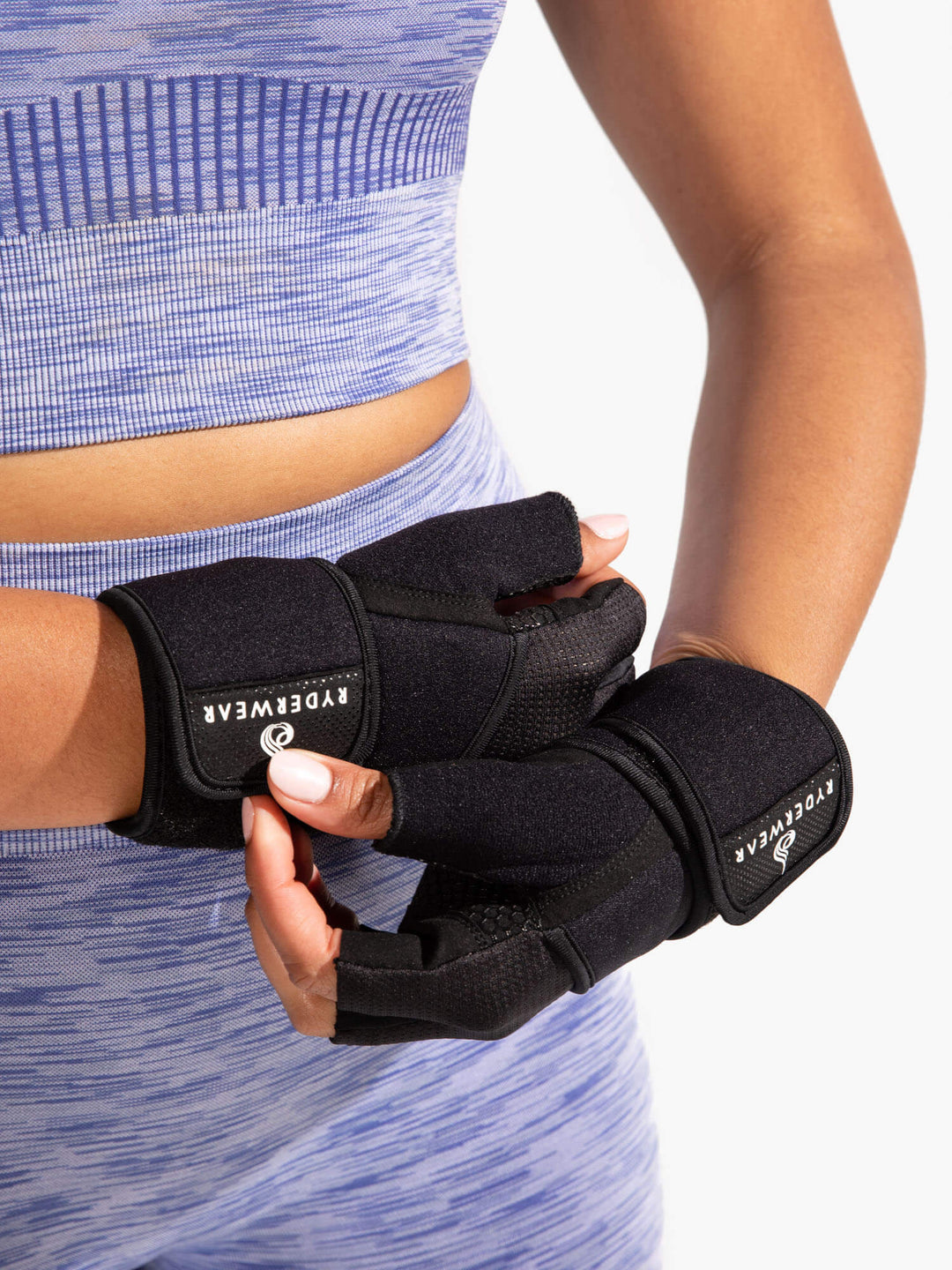 7 Best Women's Weightlifting Gloves With Wrist Support for a Secure 7 Best Women's Weightlifting Gloves With Wrist Support for a Secure